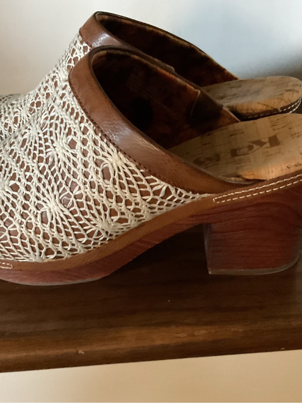Korks By Kort Ease Nora Slip On Crochet Lace Detail Clog Mule Womens 11M 3" Heel
